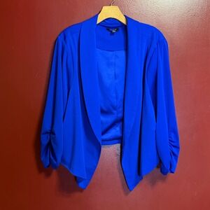 Torrid Crepe Knit Blazer Size 1X Electric Blue Statement Jacket Cropped